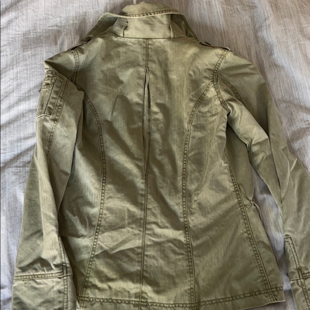 Green jacket - Picture 2 of 3